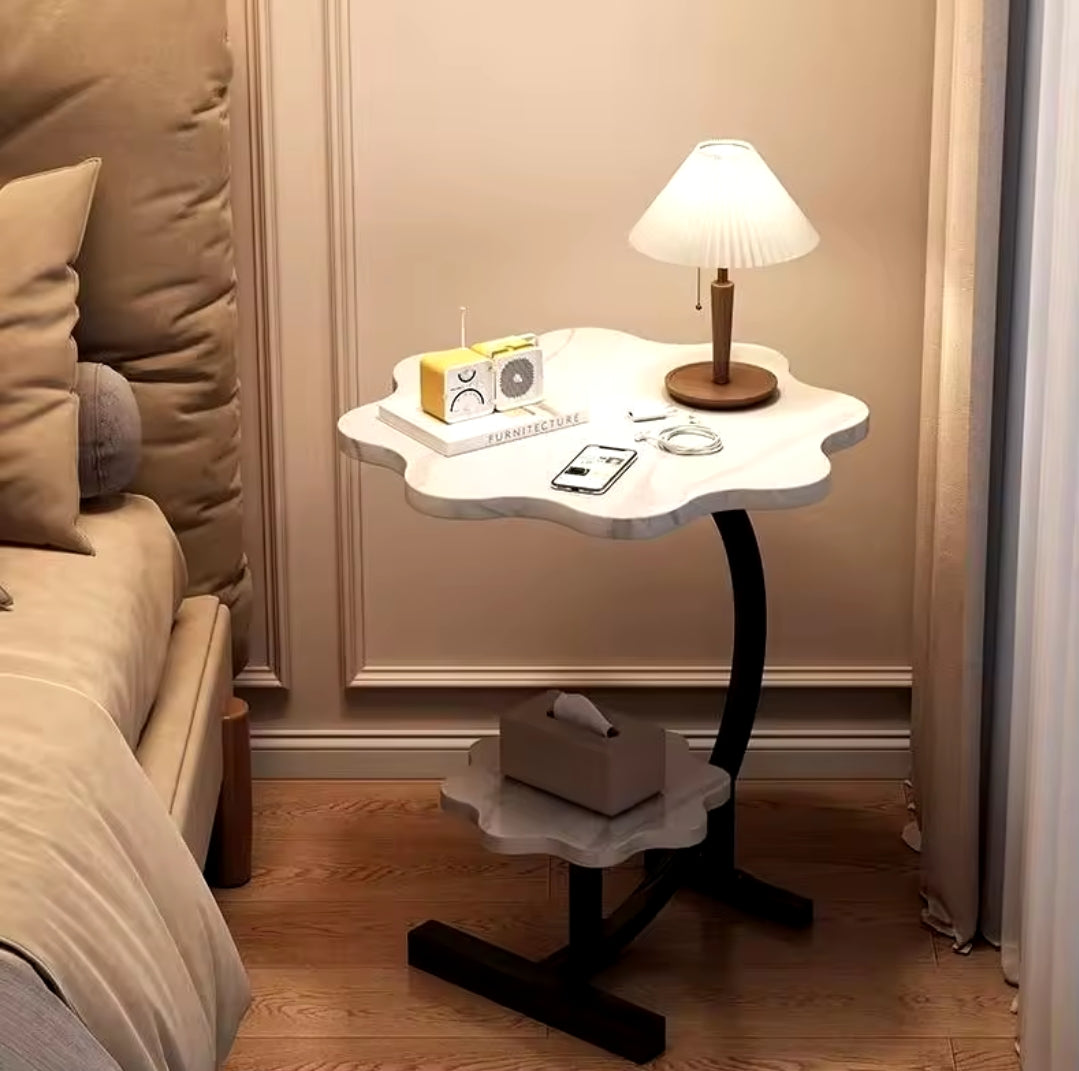 Table d'Appoint Fleur en Marbre avec Étagère – Design Élégant et Fonctionnel Electroshopdakar