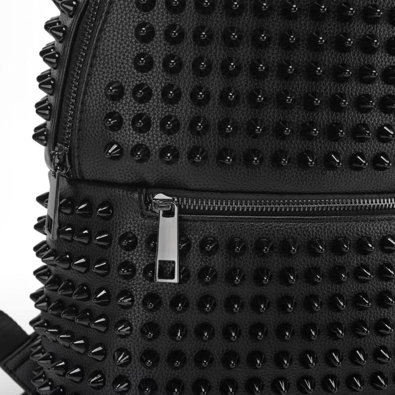 Sac à Dos Noir Clouté Stylé Electroshopdakar